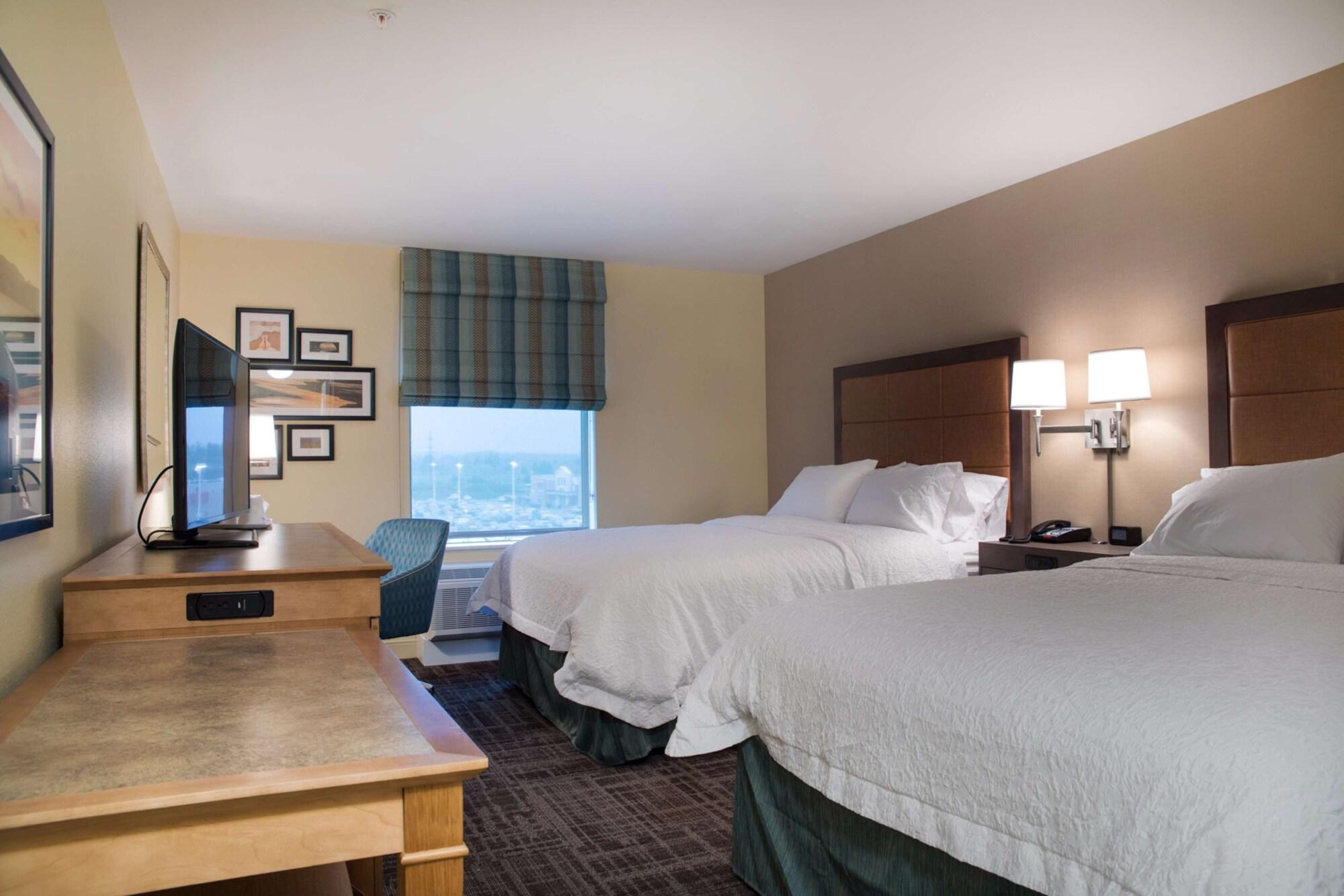 Hampton Inn & Suites Big Rapids, Mi Bagian luar foto
