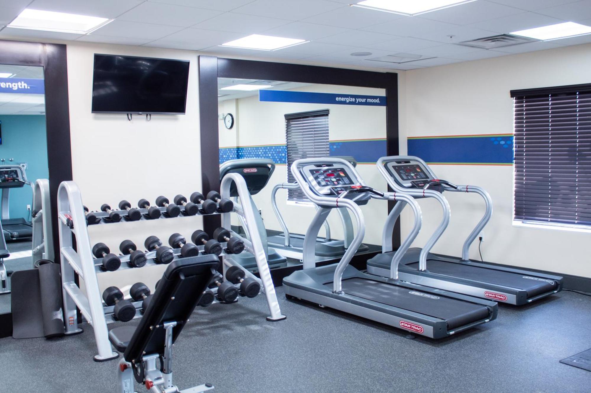Hampton Inn & Suites Big Rapids, Mi Bagian luar foto